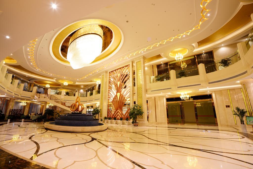 Xiangjiang Hotel Куньмин Экстерьер фото