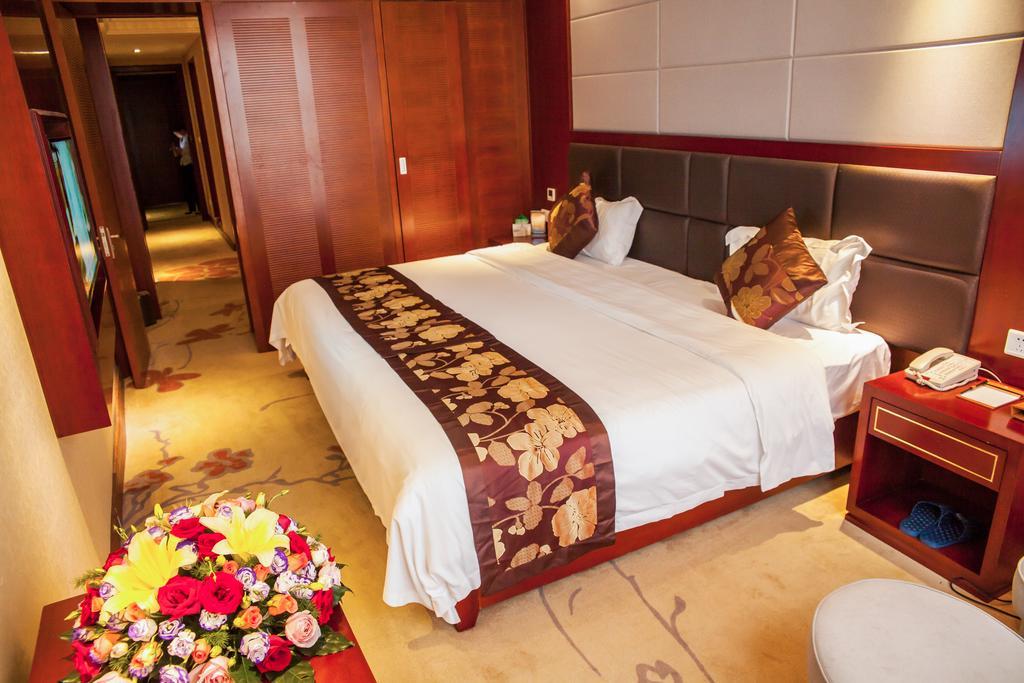 Xiangjiang Hotel Куньмин Экстерьер фото
